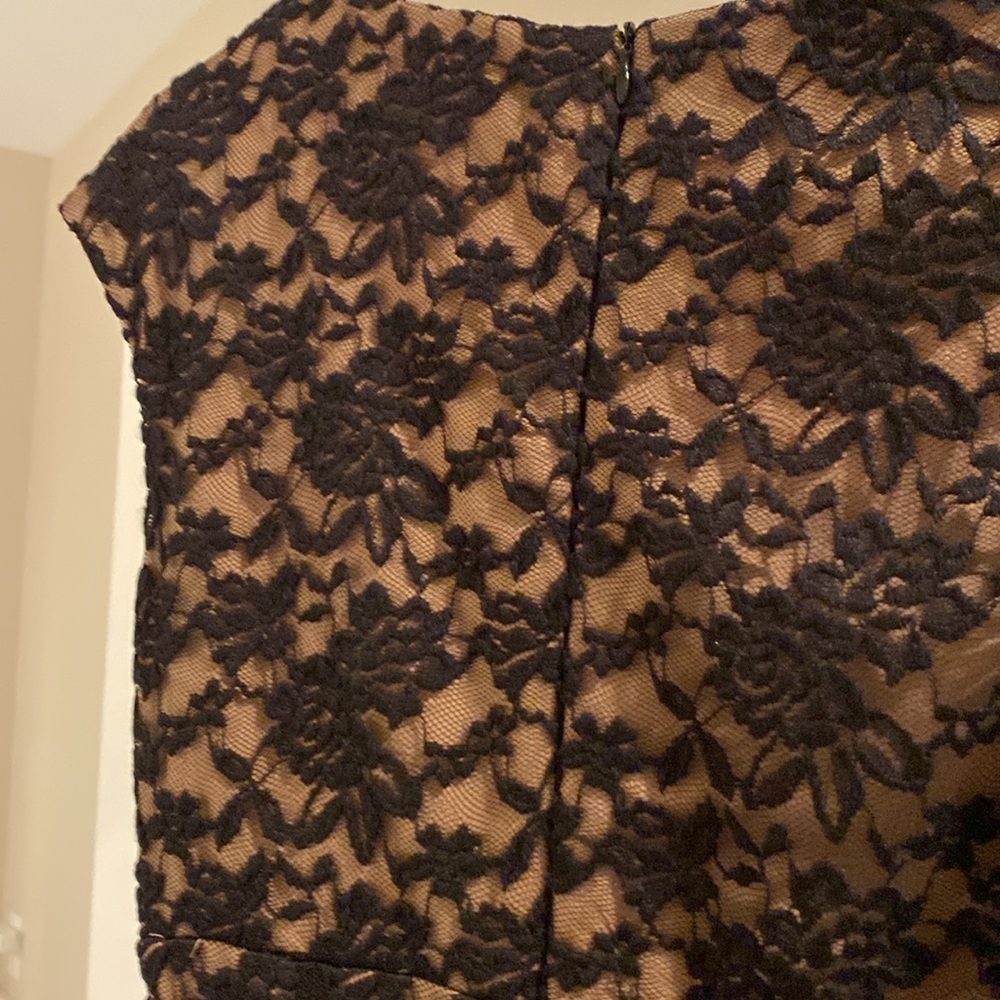 Size 6 - Picture 4 of 4